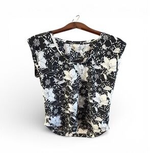 J. Crew Black and White Floral Sleeveless Loose Fit Career Work Wear Blouse Top
